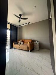 Le Quest (D23), Apartment #555812071